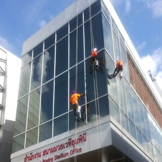 ทำความสะอาดตึกสูง โคราช